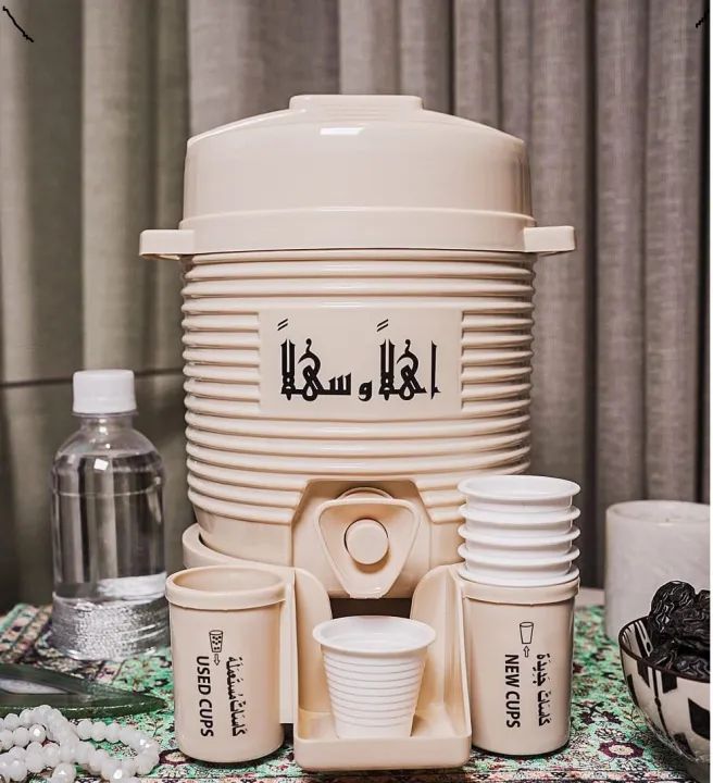 ZAMZAM COOLER 2 LITRES PLASTIC BODY HANDY COOLER TRAVEL COOLER